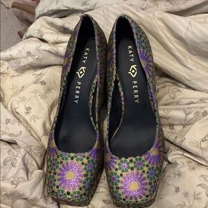 Katy Perry The Uplift Pump Platform Shoes